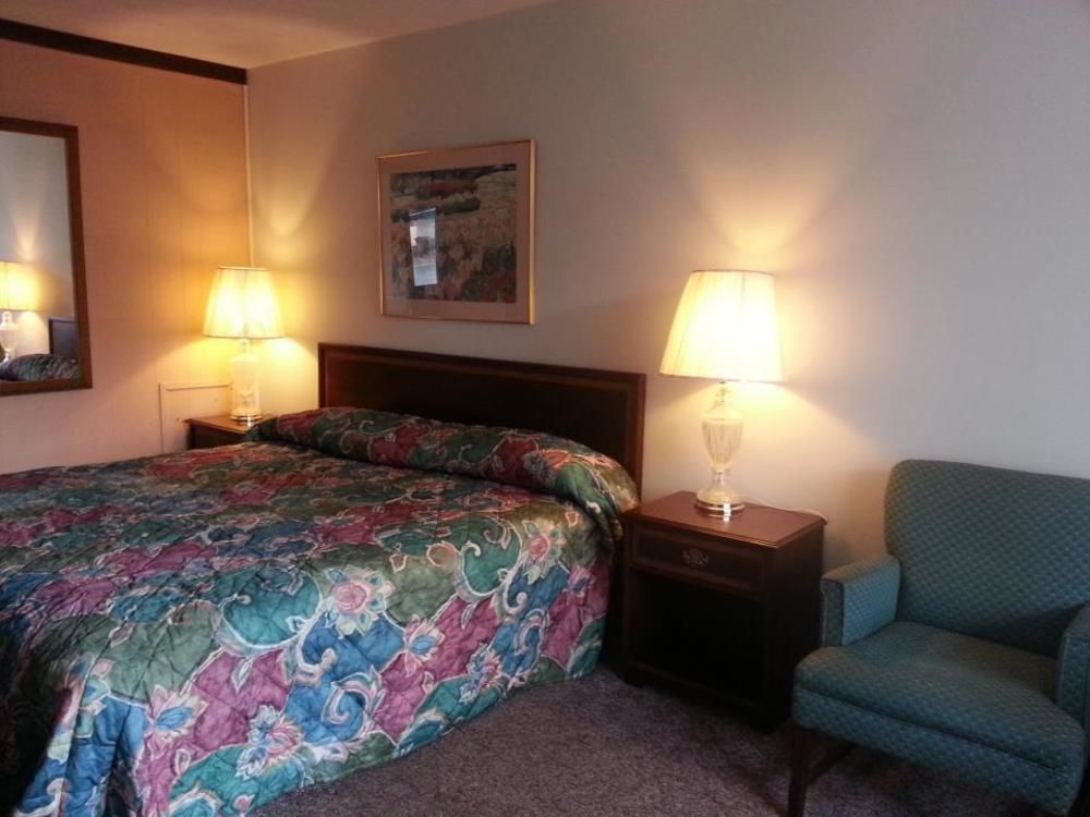 Holiday Lodge Virginia Pearisburg ภายนอก รูปภาพ